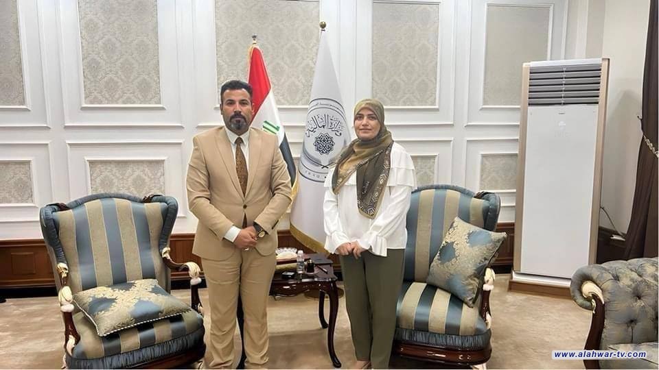 رئيس الصندوق اعمار ذي قار يلتقي وزير المالية لبحث اليات الصرف للمشاريع